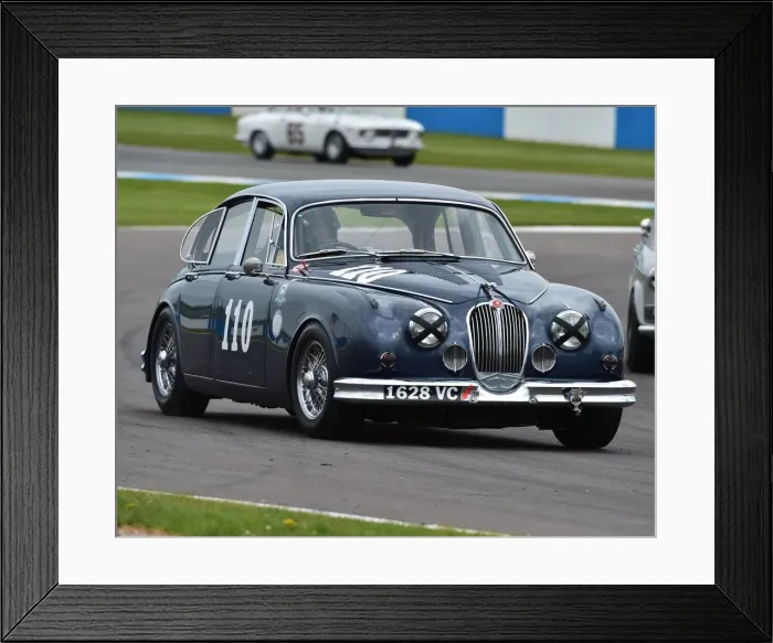 Framed Print : CM18 9035 Nigel Webb, John Young, Jaguar Mk2 Framed Print : CM18 9035 Nigel Webb, John Young, Jaguar Mk2