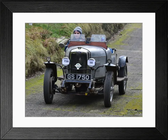 Framed Print : CM22 3068 Georgina Brown, Douglas Monro, Riley 9 Framed Print : CM22 3068 Georgina Brown, Douglas Monro, Riley 9