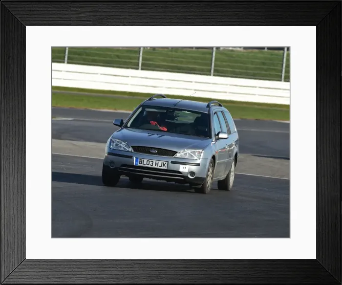 Framed Print : CM22 4063 Robert Moore, Ford Mondeo Zetec Estate