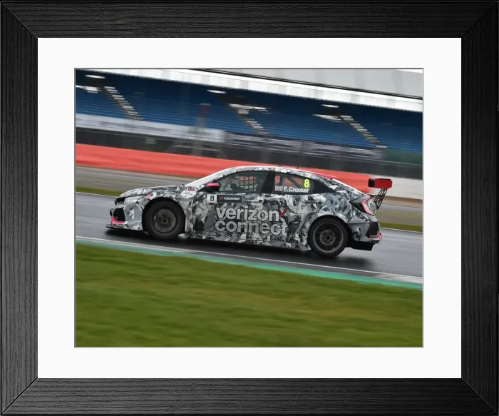 Framed Print : CM22 5550 Finlay Crocker, Honda Civic TCR Framed Print : CM22 5550 Finlay Crocker, Honda Civic TCR