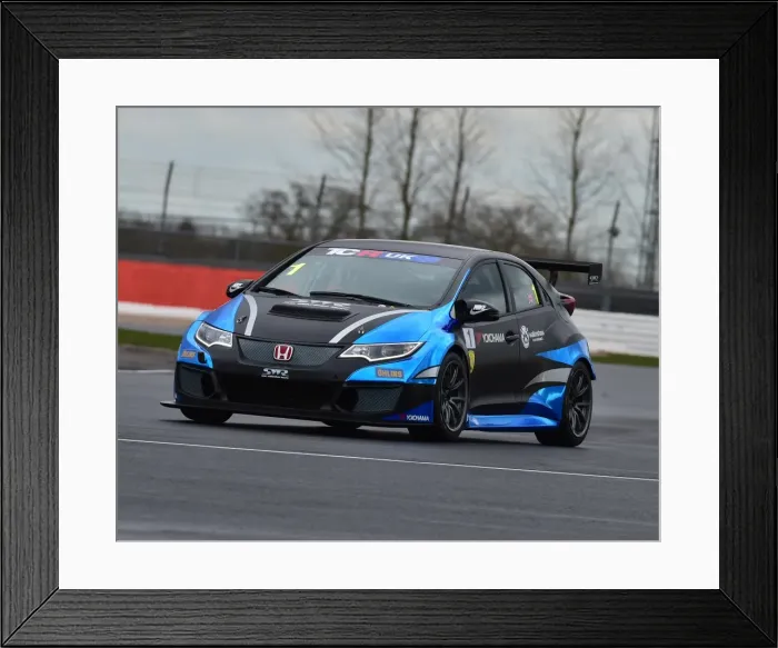 Framed Print : CM22 5517 Sean Wilkinson, Honda Civic TCR Framed Print : CM22 5517 Sean Wilkinson, Honda Civic TCR