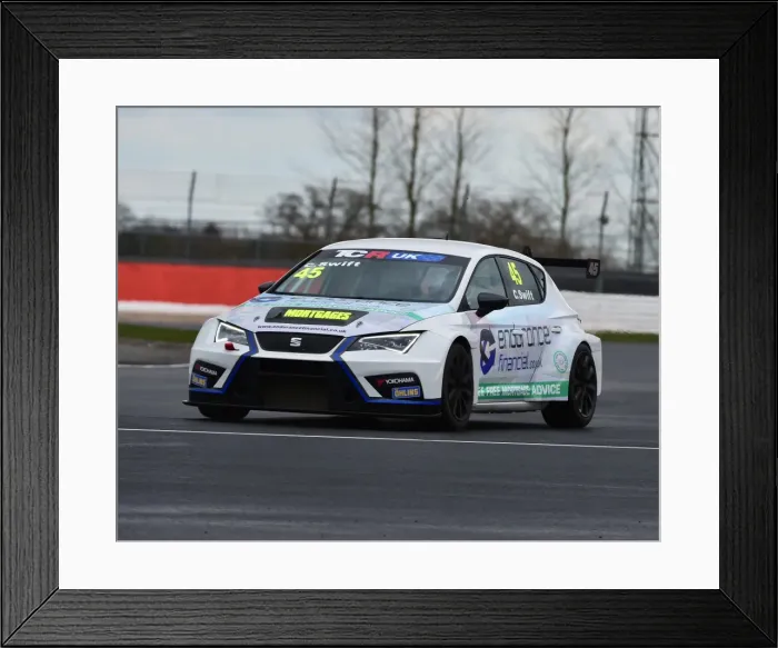 Framed Print : CM22 5507 Carl Swift, SEAT Leon TCR Framed Print : CM22 5507 Carl Swift, SEAT Leon TCR