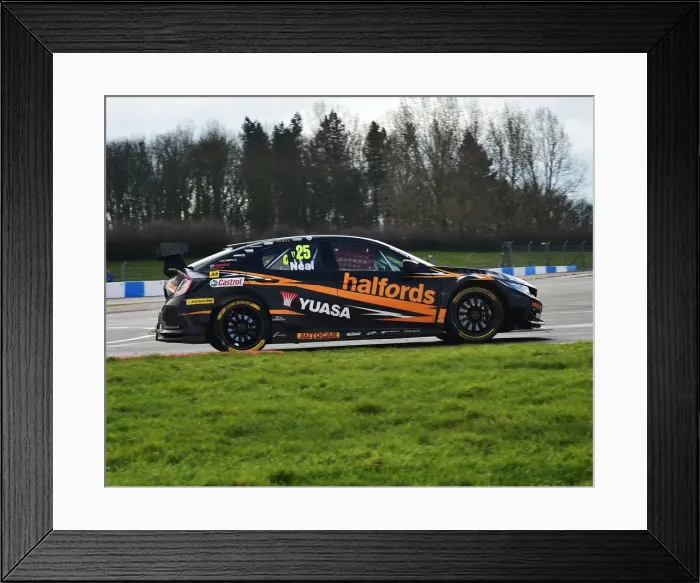 Framed Print : CM22 8943 Matt Neal, Honda Civic Type R Framed Print : CM22 8943 Matt Neal, Honda Civic Type R