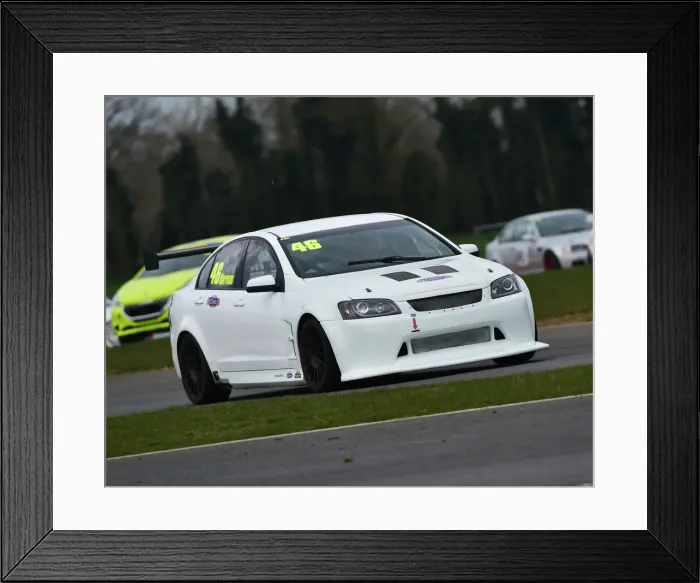 Framed Print : CM23 0572 Simon Harrison, Holden VXR8 Framed Print : CM23 0572 Simon Harrison, Holden VXR8