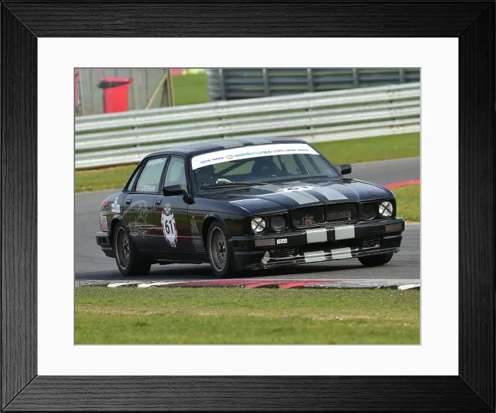 Framed Print : CM23 1303 Paul Greenham, Jaguar XJ40 Framed Print : CM23 1303 Paul Greenham, Jaguar XJ40