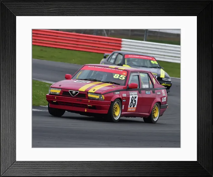 Framed Print : CM23 0174 Malcolm Chapman, Alfa Romeo 75 Framed Print : CM23 0174 Malcolm Chapman, Alfa Romeo 75