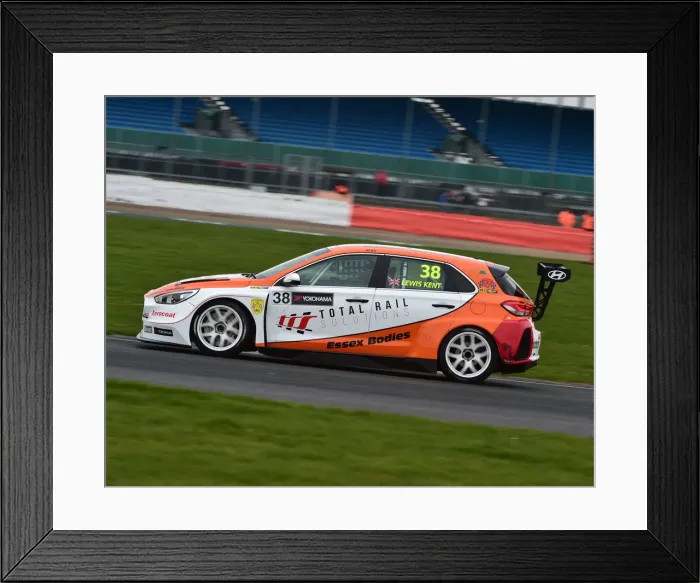 Framed Print : CM23 0097 Lewis Kent, Hyundai i30 N TCR Framed Print : CM23 0097 Lewis Kent, Hyundai i30 N TCR