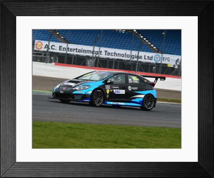 Framed Print : CM23 0049 Howard Fuller, Honda Civic Type R TCR Framed Print : CM23 0049 Howard Fuller, Honda Civic Type R TCR