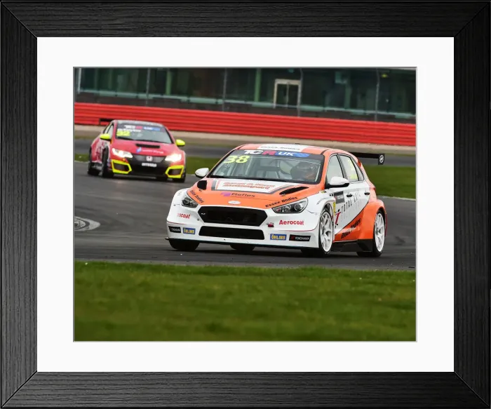 Framed Print : CM22 9953 Lewis Kent, Hyundai i30 N TCR Framed Print : CM22 9953 Lewis Kent, Hyundai i30 N TCR
