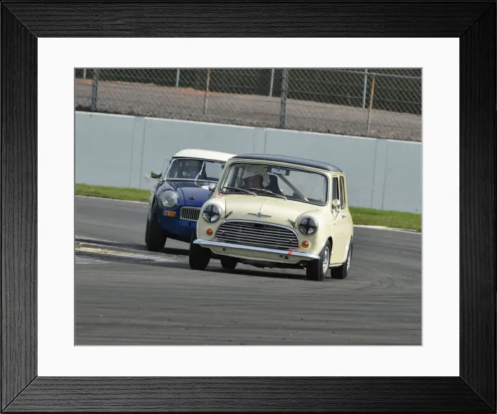 Framed Print : CJ7 1620 Julian Crossley, Morris Mini Cooper S Framed Print : CJ7 1620 Julian Crossley, Morris Mini Cooper S