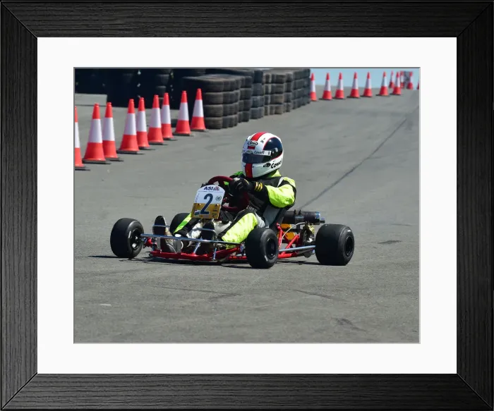 Framed Print : CM23 3841 Steve Cowell, Phoenix, Parilla TT27 Framed Print : CM23 3841 Steve Cowell, Phoenix, Parilla TT27