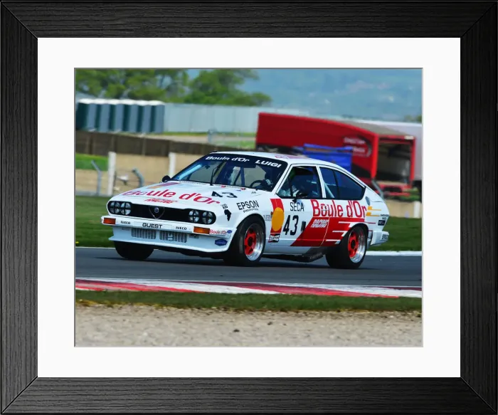 Framed Print : CJ7 2635 Ian Guest, Chris Snowdon, Alfa Romeo GTV6 Framed Print : CJ7 2635 Ian Guest, Chris Snowdon, Alfa Romeo GTV6
