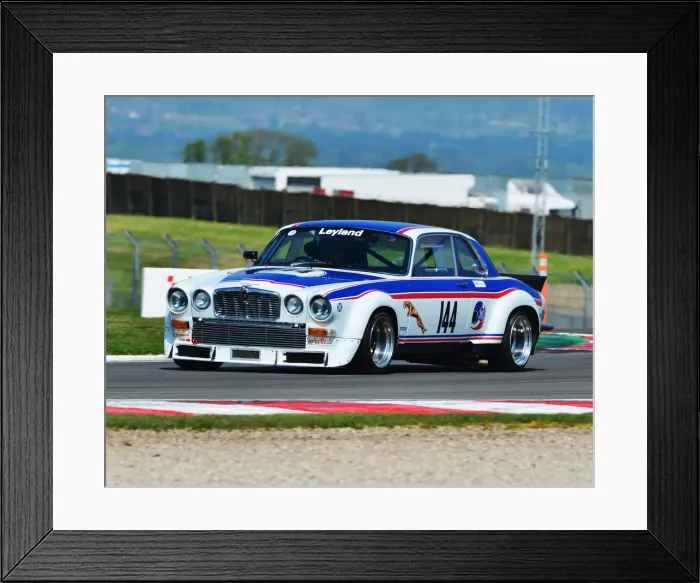 Framed Print : CJ7 2588 Paul Pochciol, James, Hanson, Jaguar XJ12C Broadspeed Framed Print : CJ7 2588 Paul Pochciol, James, Hanson, Jaguar XJ12C Broadspeed