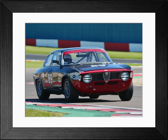 Framed Print : CJ7 2850 Andrew Banks, Max Banks, Alfa Romeo Giulia Sprint GTA Framed Print : CJ7 2850 Andrew Banks, Max Banks, Alfa Romeo Giulia Sprint GTA