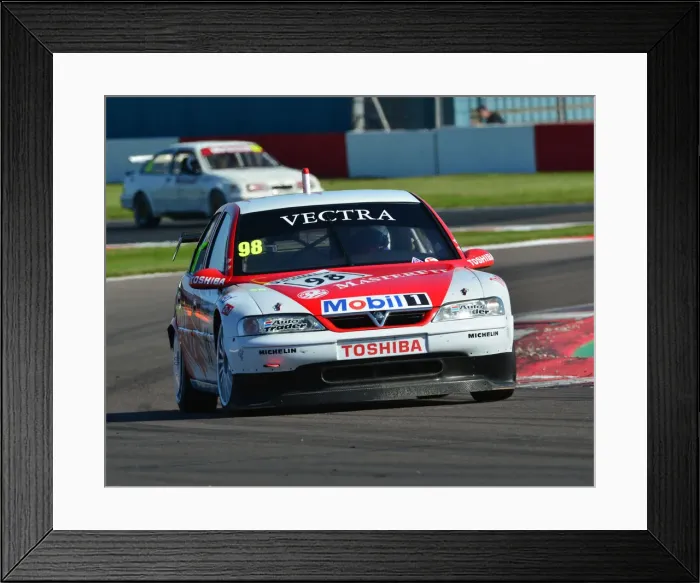Framed Print : CJ7 2984 John Cleland, Vauxhall Vectra Framed Print : CJ7 2984 John Cleland, Vauxhall Vectra