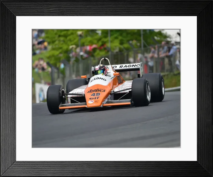Framed Print : CM23 6650 Neil Glover, Arrows A5 Framed Print : CM23 6650 Neil Glover, Arrows A5
