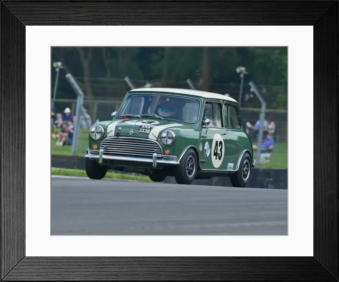 Framed Print : CJ7 3164 Chris Middlehurst, Morris Mini Cooper S Framed Print : CJ7 3164 Chris Middlehurst, Morris Mini Cooper S