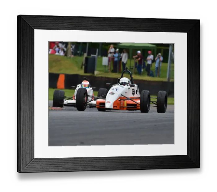 Framed Print : CM23 8305 Matt Rivett, Ray GR10 Framed Print : CM23 8305 Matt Rivett, Ray GR10