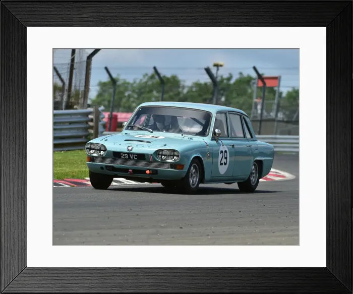 Framed Print : CM23 7745 Andrew Sharp, Paul Auston, Triumph 2000 Framed Print : CM23 7745 Andrew Sharp, Paul Auston, Triumph 2000