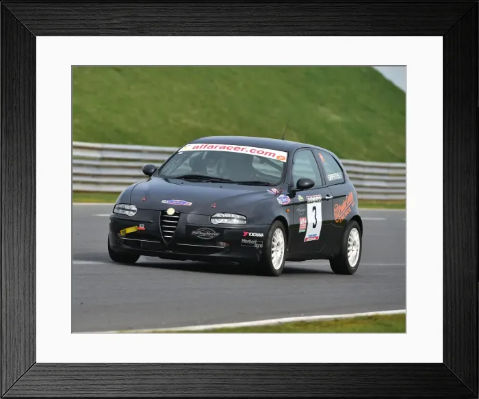 Framed Print : CM23 1001 Gary Holman, Alfa Romeo 147 Framed Print : CM23 1001 Gary Holman, Alfa Romeo 147