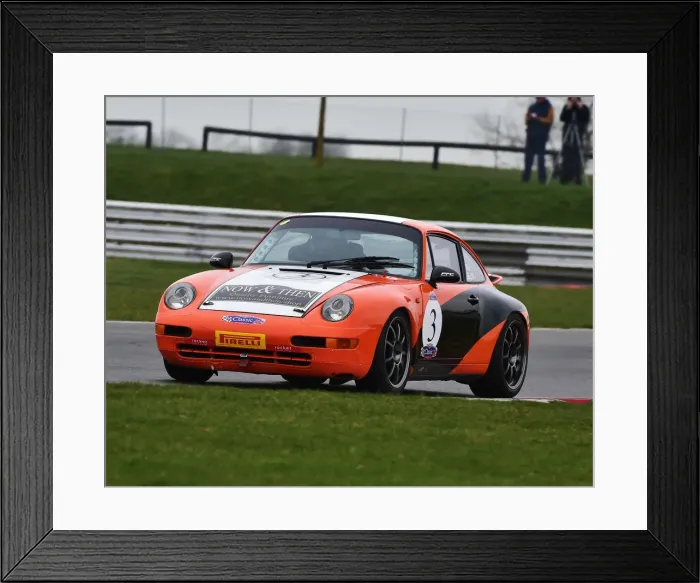 Framed Print : CM23 0418 Richard Ellis, Porsche 993 C2 Framed Print : CM23 0418 Richard Ellis, Porsche 993 C2