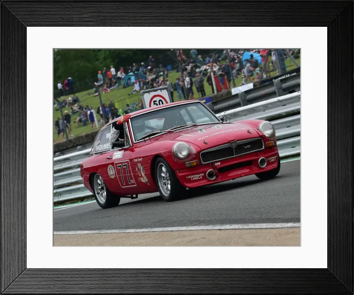 Framed Print : CM23 9407 Barry Holmes, MGB GT V8 Framed Print : CM23 9407 Barry Holmes, MGB GT V8