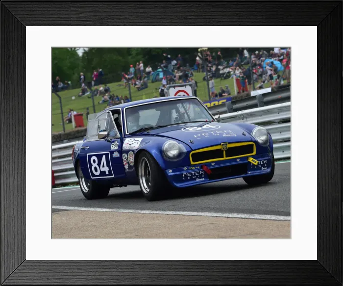 Framed Print : CM23 9390 Peter Samuels, MGB GT V8