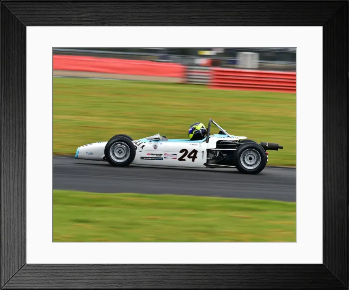 Framed Print : CM24 1645 Ben Mitchell, Merlyn Mk20 Framed Print : CM24 1645 Ben Mitchell, Merlyn Mk20