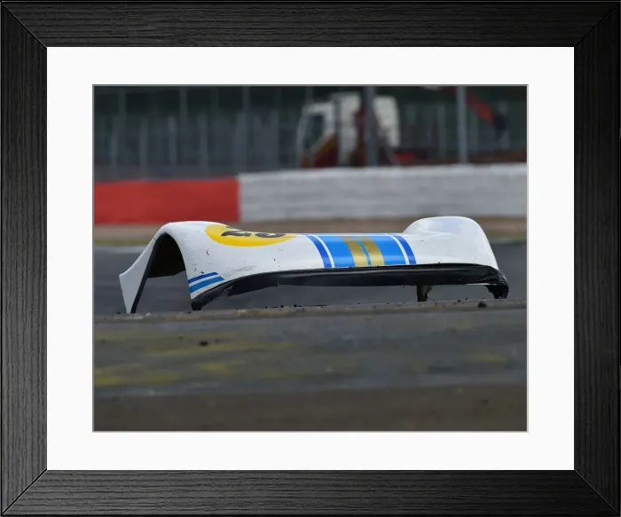 Framed Print : CM24 0807 Ross Hyett, Tiga SC83 Framed Print : CM24 0807 Ross Hyett, Tiga SC83