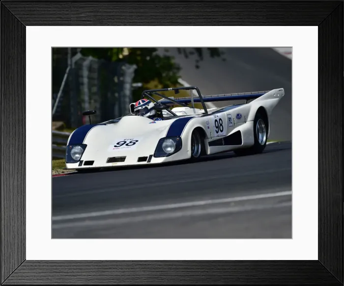 Framed Print : CM24 2627 Simon Watts, Lola T298 Framed Print : CM24 2627 Simon Watts, Lola T298