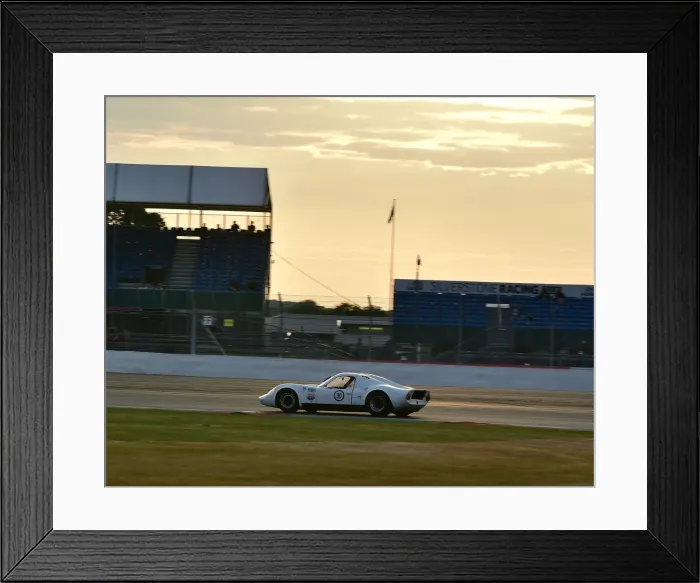 Framed Print : CM25 0756 Greg Thornton, Chevron B8 Framed Print : CM25 0756 Greg Thornton, Chevron B8