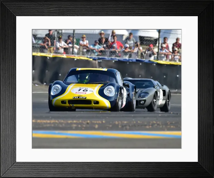 Framed Print : CM24 4543 Alexander Ares, Richard Ares, Chevron B8 Framed Print : CM24 4543 Alexander Ares, Richard Ares, Chevron B8