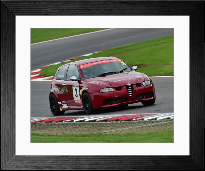 Framed Print : CM25 3327 Ray Foley, Alfa Romeo 147 GTA Framed Print : CM25 3327 Ray Foley, Alfa Romeo 147 GTA