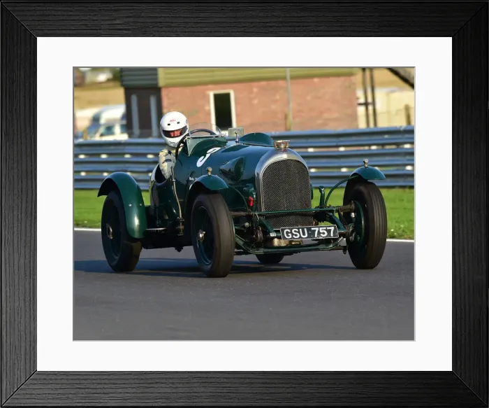 Framed Print : CM25 5120 Clive Morley, Bentley 3-4 Framed Print : CM25 5120 Clive Morley, Bentley 3-4