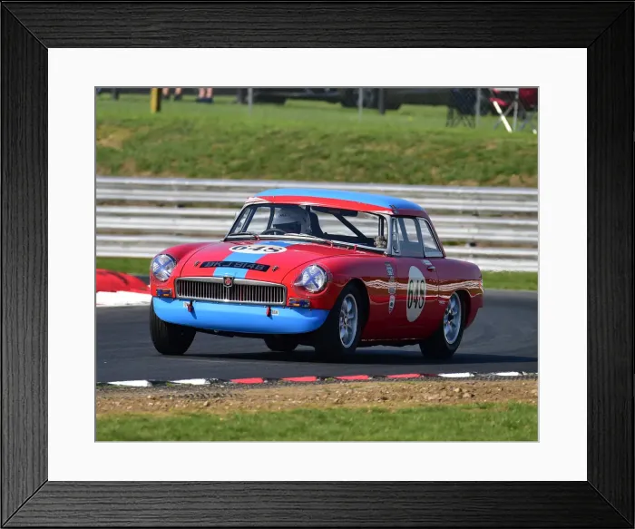 Framed Print : CM25 4287 Roger McKoen, MG B Framed Print : CM25 4287 Roger McKoen, MG B