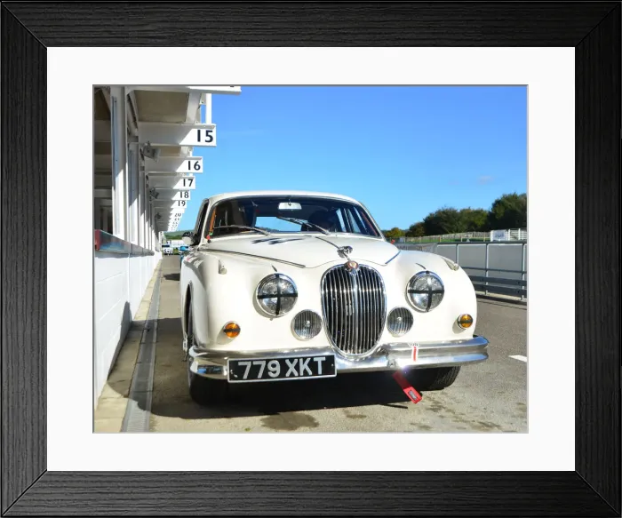 Framed Print : CJ7 4681 Kerry Wilson, Jaguar Mk2 Framed Print : CJ7 4681 Kerry Wilson, Jaguar Mk2
