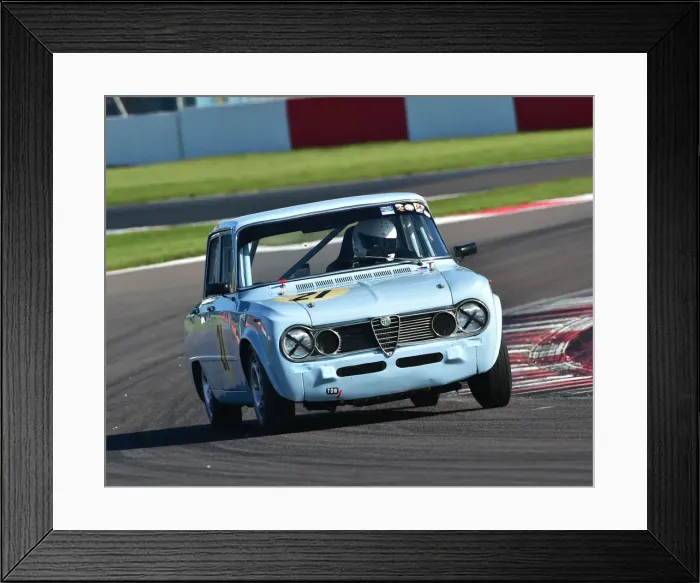 Framed Print : CM23 4073 Louis Frankel, Vernon MacKenzie, Alfa Romeo Giulia Super