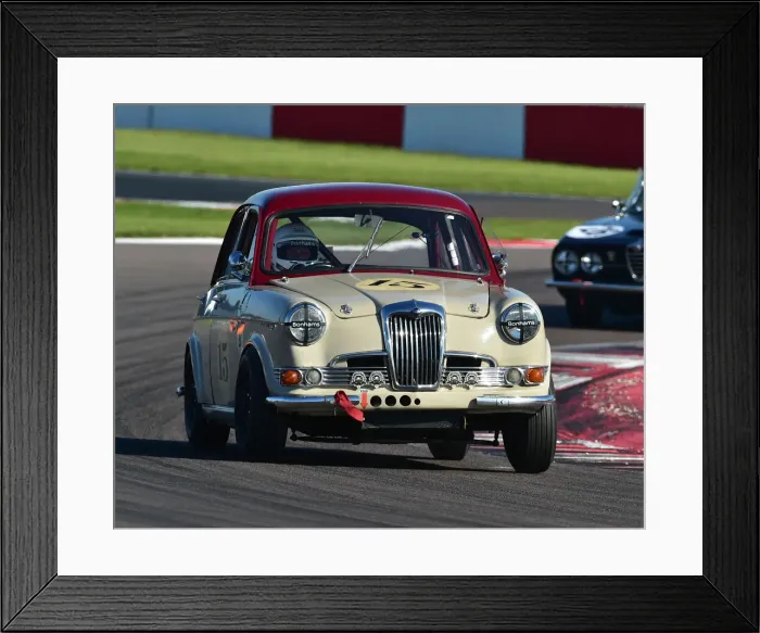 Framed Print : CM23 4080 Mark Gold, James Wood, Riley One-Point-Five Bonhams, HRDC