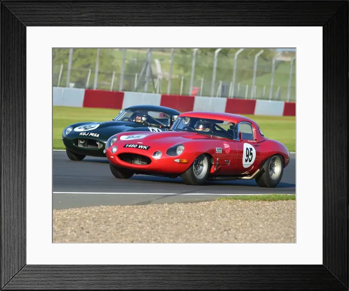 Framed Print : CM23 3257 Timothy de Silva, Harindra De Silva, Jaguar E-Type, Read Gomm, Jaguar E-Type Framed Print : CM23 3257 Timothy de Silva, Harindra De Silva, Jaguar E-Type, Read Gomm, Jaguar E-Type