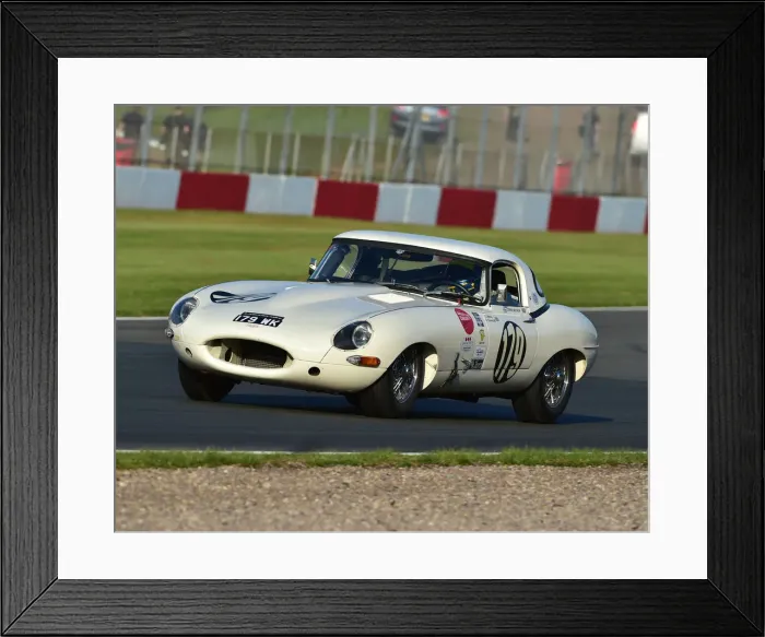Framed Print : CM23 3236 Chris Milner, Nigel Greensall, Jaguar E-Type