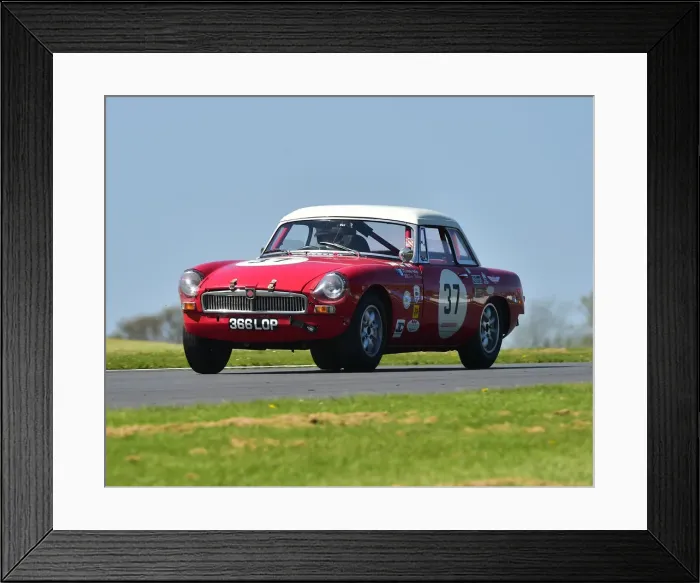 Framed Print : CM23 3765 Beverley Phillips, Chris Phillips, Ian Nuthall, MG B Framed Print : CM23 3765 Beverley Phillips, Chris Phillips, Ian Nuthall, MG B