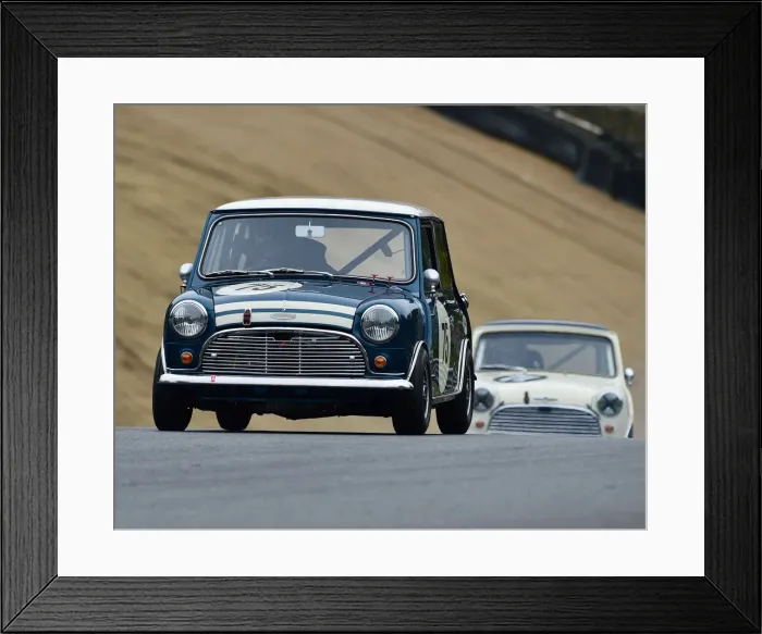 Framed Print : CM25 7913 Simon Evans, Austin Mini Cooper S