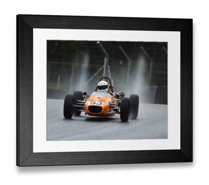 Framed Print : CM25 8893 Clive Richards, Merlyn Mk20 Framed Print : CM25 8893 Clive Richards, Merlyn Mk20