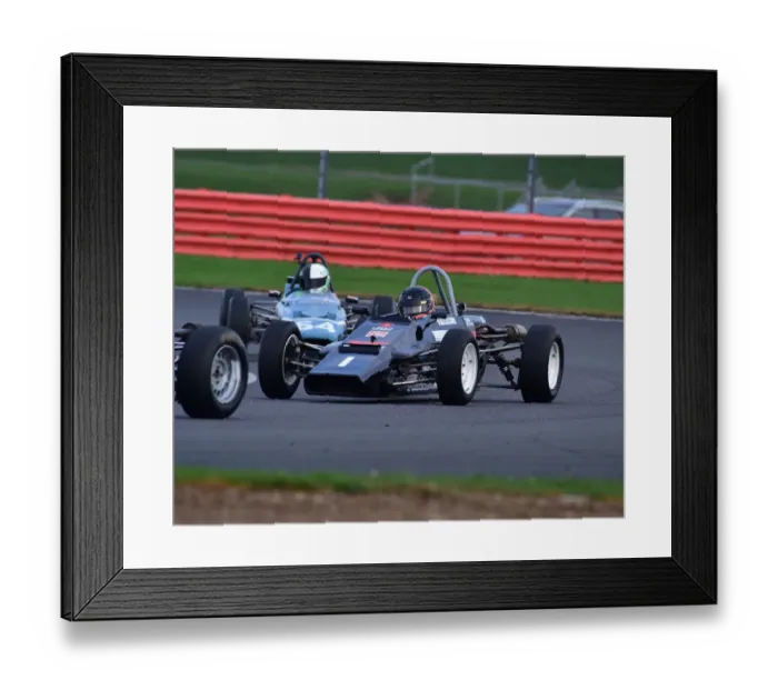 Framed Print : CM26 1235 Richard Tarling, Jamun T2 Framed Print : CM26 1235 Richard Tarling, Jamun T2