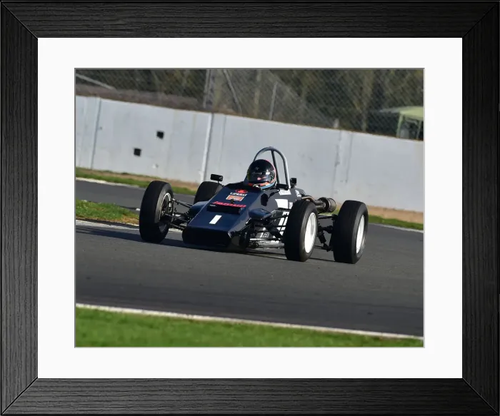 Framed Print : CM26 0628 Richard Tarling, Jamun T2 Framed Print : CM26 0628 Richard Tarling, Jamun T2