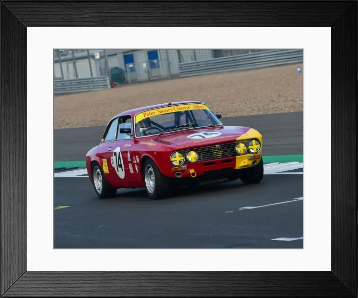Framed Print : CM26 0082 Mike Neumann, Alfa Romeo 2000 GTV Framed Print : CM26 0082 Mike Neumann, Alfa Romeo 2000 GTV