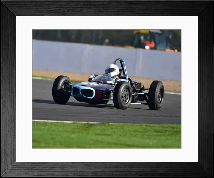 Framed Print : CM26 0398 Richard Smeeton, Wainer 63 Framed Print : CM26 0398 Richard Smeeton, Wainer 63