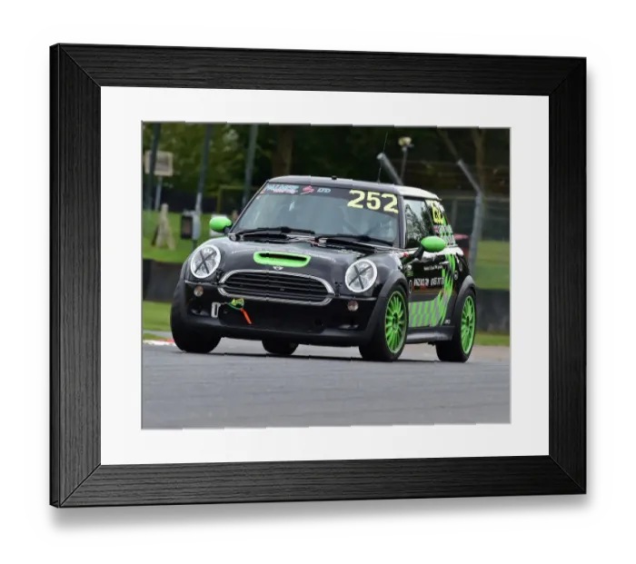 Framed Print : CM26 2282 Kevin Palmer, BMW Mini Cooper S Framed Print : CM26 2282 Kevin Palmer, BMW Mini Cooper S