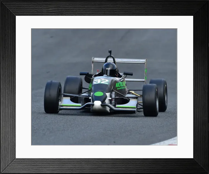 Framed Print : CM26 2038 Terry Clark, Van Diemen RF00 Framed Print : CM26 2038 Terry Clark, Van Diemen RF00