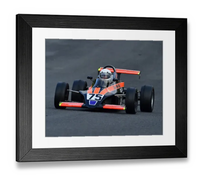 Framed Print : CM26 2049 Simon Davey, Reynard FF83